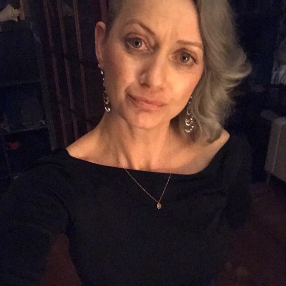 Meet your Posher, Meredith - Picture 5 of 7